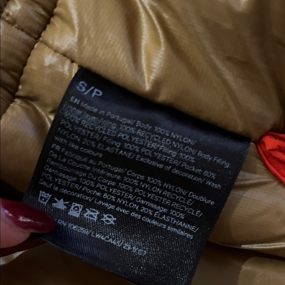 lululemon athletica Orange Puffer Jacket - Picture 4 of 4